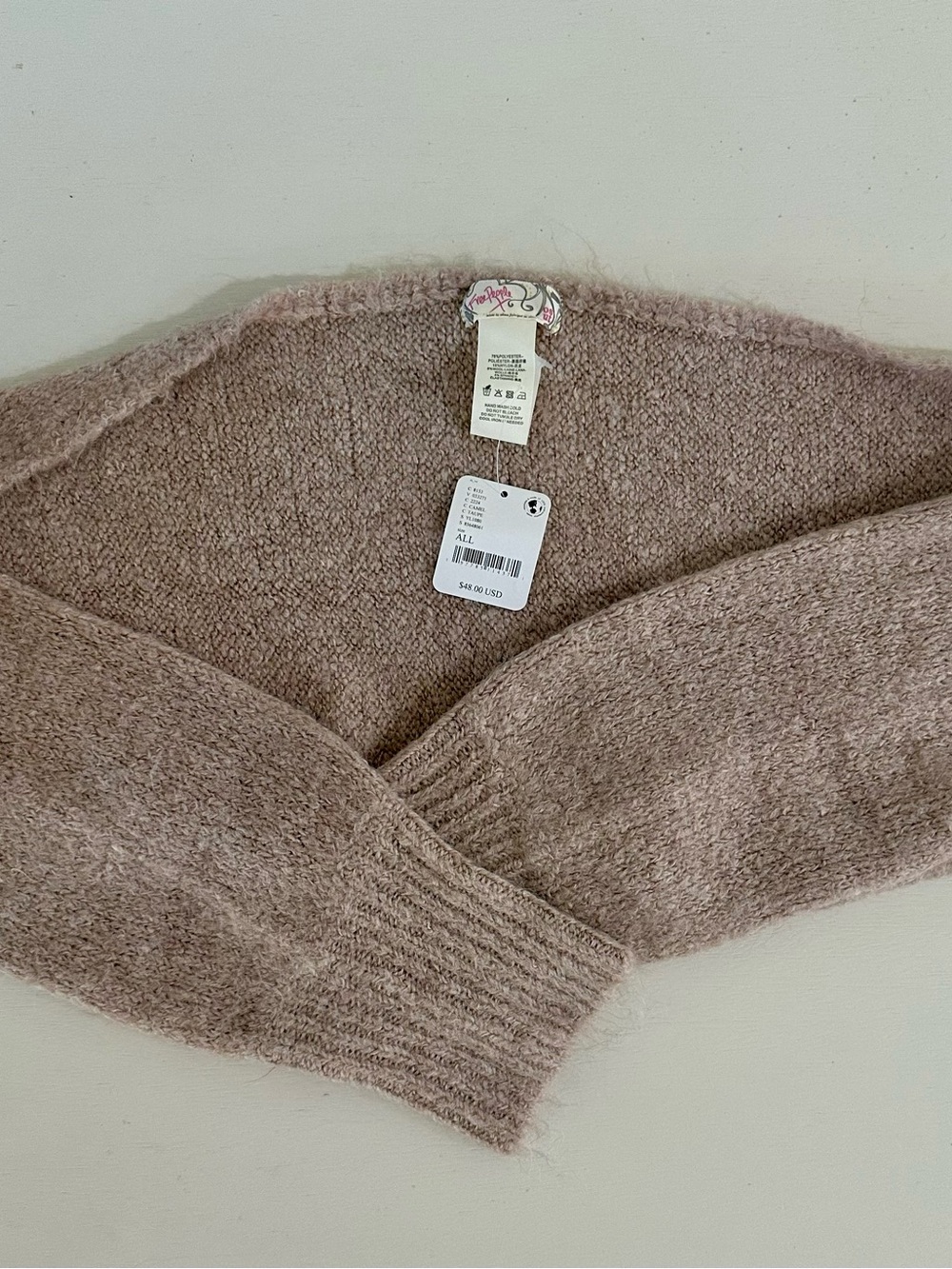 Free People Shrug, new with tags size O/S